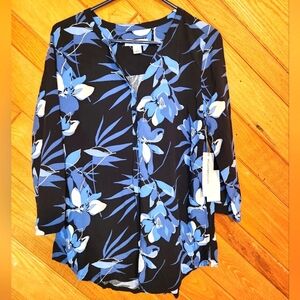 Liz Claiborne blue floral quarter length sleeve button down blouse size small